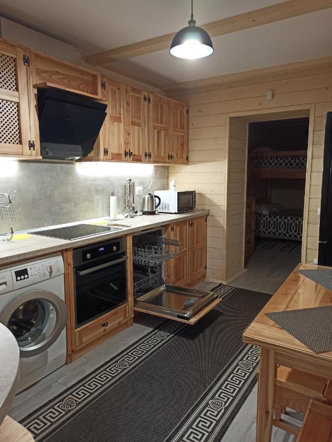 Brand New 2020 Specious Apartment Druzi 2 Palyanytsya Εξωτερικό φωτογραφία